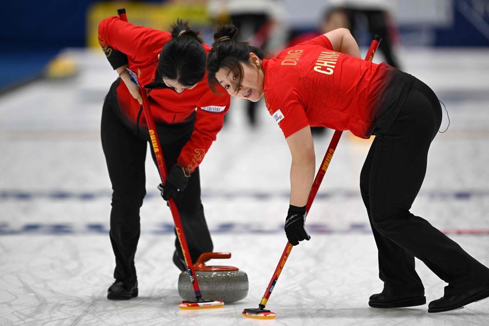 他已经完成 他已经完成